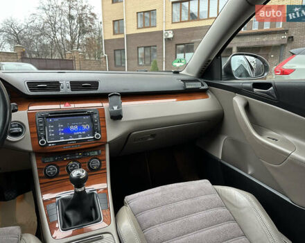 Коричневий Фольксваген Пассат, об'ємом двигуна 1.6 л та пробігом 270 тис. км за 6200 $, фото 29 на Automoto.ua