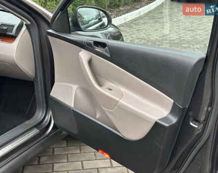 Коричневий Фольксваген Пассат, об'ємом двигуна 1.6 л та пробігом 270 тис. км за 6200 $, фото 24 на Automoto.ua