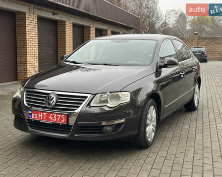 Коричневий Фольксваген Пассат, об'ємом двигуна 1.6 л та пробігом 270 тис. км за 6200 $, фото 3 на Automoto.ua