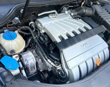 Коричневий Фольксваген Пассат, об'ємом двигуна 3.2 л та пробігом 197 тис. км за 6500 $, фото 5 на Automoto.ua