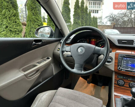 Коричневий Фольксваген Пассат, об'ємом двигуна 1.6 л та пробігом 270 тис. км за 6200 $, фото 28 на Automoto.ua