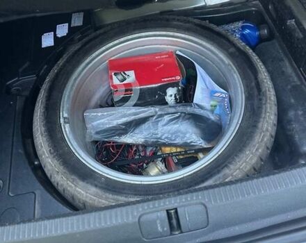 Коричневий Фольксваген Пассат, об'ємом двигуна 3.2 л та пробігом 197 тис. км за 6500 $, фото 13 на Automoto.ua