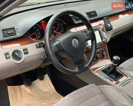 Коричневий Фольксваген Пассат, об'ємом двигуна 1.6 л та пробігом 270 тис. км за 6200 $, фото 17 на Automoto.ua