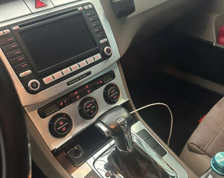 Коричневий Фольксваген Пассат, об'ємом двигуна 1.97 л та пробігом 227 тис. км за 7990 $, фото 10 на Automoto.ua