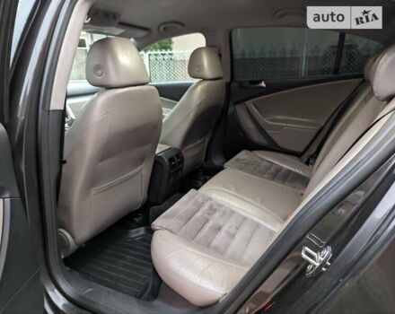 Коричневый Фольксваген Пассат, объемом двигателя 2 л и пробегом 230 тыс. км за 7500 $, фото 13 на Automoto.ua