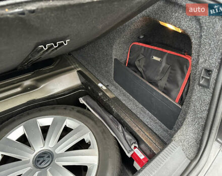 Коричневий Фольксваген Пассат, об'ємом двигуна 1.6 л та пробігом 270 тис. км за 6200 $, фото 33 на Automoto.ua