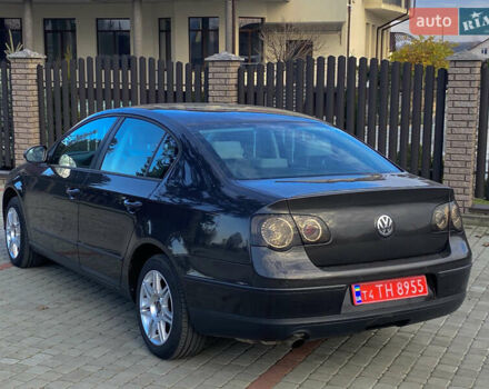 Коричневый Фольксваген Пассат, объемом двигателя 1.6 л и пробегом 178 тыс. км за 6300 $, фото 4 на Automoto.ua