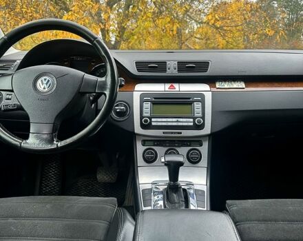 Коричневый Фольксваген Пассат, объемом двигателя 2 л и пробегом 225 тыс. км за 5800 $, фото 2 на Automoto.ua