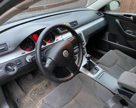 Коричневий Фольксваген Пассат, об'ємом двигуна 1.9 л та пробігом 245 тис. км за 5800 $, фото 4 на Automoto.ua