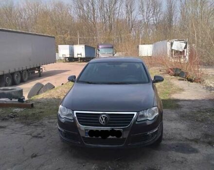 Коричневий Фольксваген Пассат, об'ємом двигуна 1.78 л та пробігом 249 тис. км за 6900 $, фото 1 на Automoto.ua