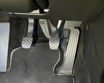 Коричневый Фольксваген Пассат, объемом двигателя 1.8 л и пробегом 80 тыс. км за 10000 $, фото 23 на Automoto.ua