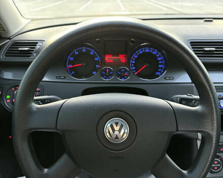 Коричневый Фольксваген Пассат, объемом двигателя 1.8 л и пробегом 80 тыс. км за 10000 $, фото 16 на Automoto.ua