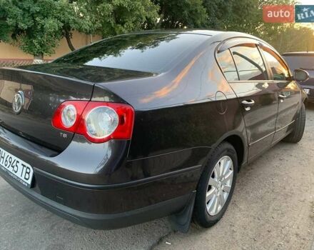 Коричневый Фольксваген Пассат, объемом двигателя 1.8 л и пробегом 179 тыс. км за 7000 $, фото 1 на Automoto.ua