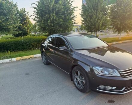 Коричневый Фольксваген Пассат, объемом двигателя 2 л и пробегом 260 тыс. км за 9800 $, фото 1 на Automoto.ua