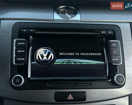 Коричневый Фольксваген Пассат, объемом двигателя 1.39 л и пробегом 215 тыс. км за 10500 $, фото 23 на Automoto.ua