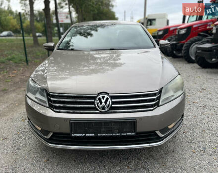 Коричневый Фольксваген Пассат, объемом двигателя 1.8 л и пробегом 144 тыс. км за 10100 $, фото 2 на Automoto.ua