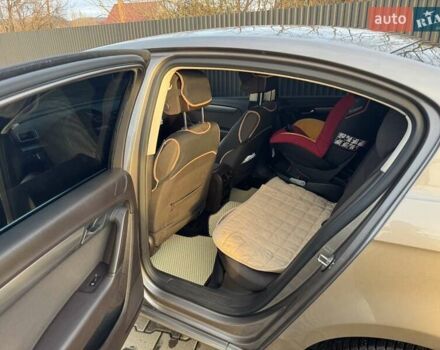 Коричневий Фольксваген Пассат, об'ємом двигуна 1.4 л та пробігом 196 тис. км за 8700 $, фото 12 на Automoto.ua