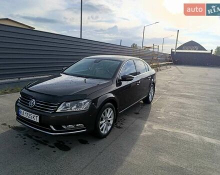 Коричневый Фольксваген Пассат, объемом двигателя 1.8 л и пробегом 225 тыс. км за 9500 $, фото 11 на Automoto.ua