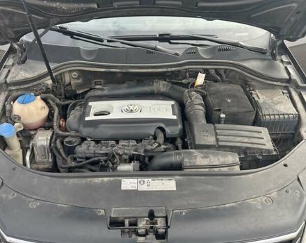 Коричневий Фольксваген Пассат, об'ємом двигуна 1.8 л та пробігом 211 тис. км за 11000 $, фото 21 на Automoto.ua