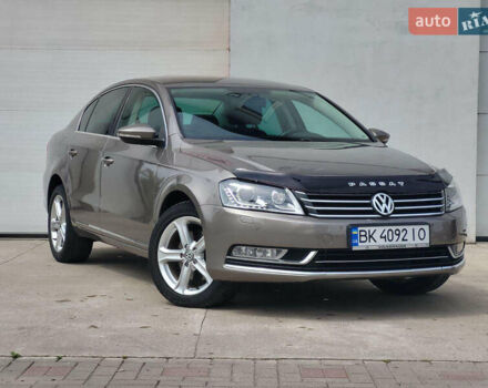 Коричневий Фольксваген Пассат, об'ємом двигуна 1.97 л та пробігом 301 тис. км за 9999 $, фото 2 на Automoto.ua