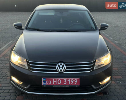 Коричневый Фольксваген Пассат, объемом двигателя 1.39 л и пробегом 215 тыс. км за 10500 $, фото 3 на Automoto.ua