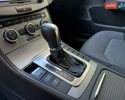 Коричневый Фольксваген Пассат, объемом двигателя 1.8 л и пробегом 153 тыс. км за 11900 $, фото 30 на Automoto.ua