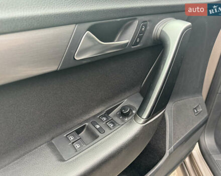 Коричневий Фольксваген Пассат, об'ємом двигуна 1.8 л та пробігом 222 тис. км за 9600 $, фото 16 на Automoto.ua