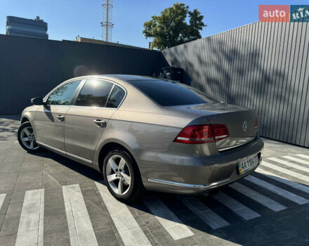 Коричневий Фольксваген Пассат, об'ємом двигуна 1.8 л та пробігом 222 тис. км за 9600 $, фото 7 на Automoto.ua