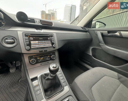 Коричневий Фольксваген Пассат, об'ємом двигуна 1.8 л та пробігом 222 тис. км за 9600 $, фото 13 на Automoto.ua