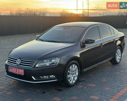 Коричневый Фольксваген Пассат, объемом двигателя 1.39 л и пробегом 215 тыс. км за 10500 $, фото 6 на Automoto.ua