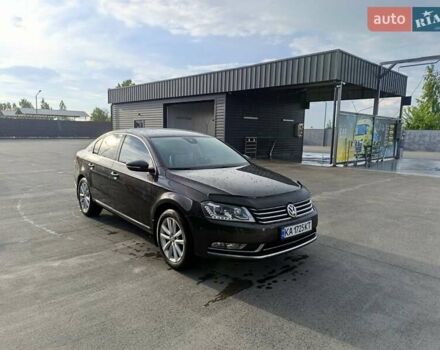 Коричневый Фольксваген Пассат, объемом двигателя 1.8 л и пробегом 225 тыс. км за 9500 $, фото 1 на Automoto.ua