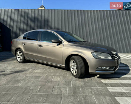 Коричневий Фольксваген Пассат, об'ємом двигуна 1.8 л та пробігом 222 тис. км за 9600 $, фото 8 на Automoto.ua