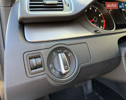 Коричневый Фольксваген Пассат, объемом двигателя 1.8 л и пробегом 153 тыс. км за 11900 $, фото 27 на Automoto.ua