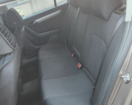 Коричневый Фольксваген Пассат, объемом двигателя 1.4 л и пробегом 185 тыс. км за 7500 $, фото 10 на Automoto.ua