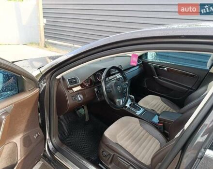 Коричневый Фольксваген Пассат, объемом двигателя 1.8 л и пробегом 225 тыс. км за 9500 $, фото 5 на Automoto.ua