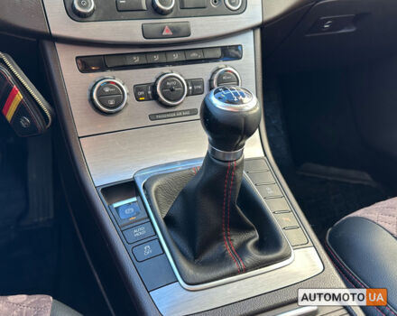 Коричневый Фольксваген Пассат, объемом двигателя 1.6 л и пробегом 249 тыс. км за 9999 $, фото 17 на Automoto.ua