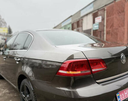 Коричневый Фольксваген Пассат, объемом двигателя 1.39 л и пробегом 199 тыс. км за 9999 $, фото 18 на Automoto.ua