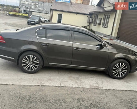 Коричневый Фольксваген Пассат, объемом двигателя 1.8 л и пробегом 242 тыс. км за 11000 $, фото 10 на Automoto.ua