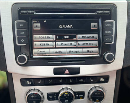 Коричневый Фольксваген Пассат, объемом двигателя 1.8 л и пробегом 257 тыс. км за 11300 $, фото 11 на Automoto.ua