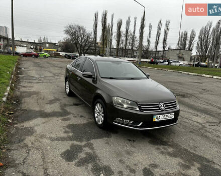 Коричневый Фольксваген Пассат, объемом двигателя 1.78 л и пробегом 196 тыс. км за 8500 $, фото 2 на Automoto.ua