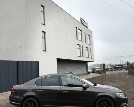 Коричневый Фольксваген Пассат, объемом двигателя 1.39 л и пробегом 199 тыс. км за 9999 $, фото 10 на Automoto.ua