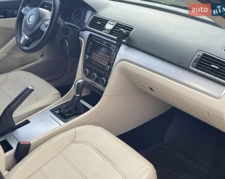 Коричневый Фольксваген Пассат, объемом двигателя 2.48 л и пробегом 218 тыс. км за 9500 $, фото 35 на Automoto.ua