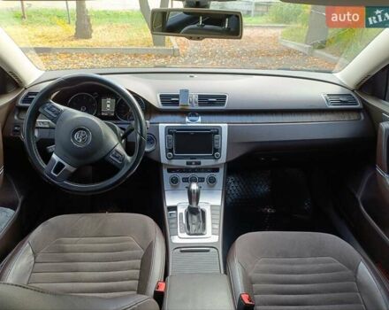 Коричневый Фольксваген Пассат, объемом двигателя 1.8 л и пробегом 247 тыс. км за 13500 $, фото 2 на Automoto.ua