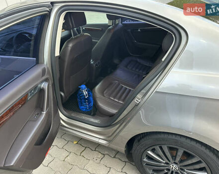 Коричневий Фольксваген Пассат, об'ємом двигуна 1.8 л та пробігом 105 тис. км за 15000 $, фото 6 на Automoto.ua