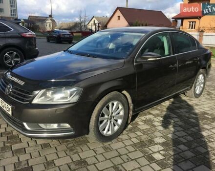 Коричневый Фольксваген Пассат, объемом двигателя 1.8 л и пробегом 275 тыс. км за 7950 $, фото 9 на Automoto.ua