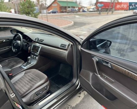 Коричневий Фольксваген Пассат, об'ємом двигуна 1.8 л та пробігом 249 тис. км за 11000 $, фото 12 на Automoto.ua