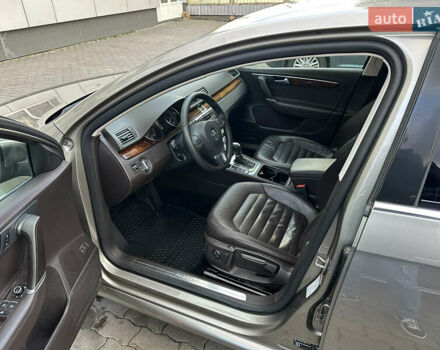 Коричневий Фольксваген Пассат, об'ємом двигуна 1.8 л та пробігом 105 тис. км за 15000 $, фото 5 на Automoto.ua