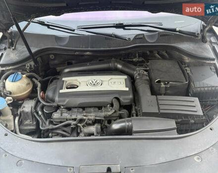 Коричневый Фольксваген Пассат, объемом двигателя 1.8 л и пробегом 242 тыс. км за 11000 $, фото 17 на Automoto.ua