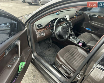 Коричневый Фольксваген Пассат, объемом двигателя 1.8 л и пробегом 107 тыс. км за 11500 $, фото 7 на Automoto.ua