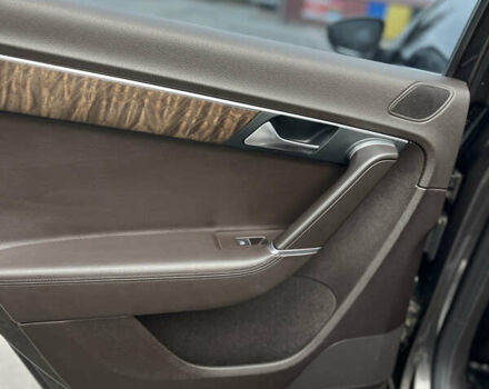 Коричневий Фольксваген Пассат, об'ємом двигуна 1.8 л та пробігом 249 тис. км за 11000 $, фото 15 на Automoto.ua